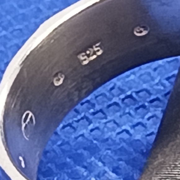 Sterling Silver Hammered Wide Band with Multi Color Stones - Picture 6 of 9